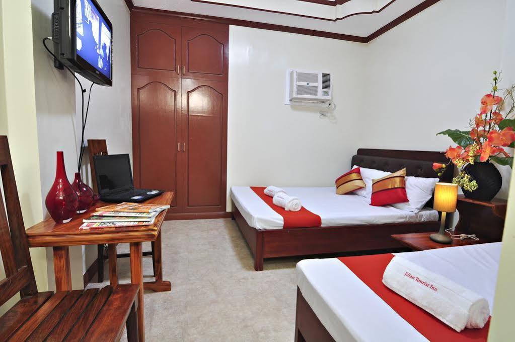 Jilian Tourist Inn Puerto Princesa Eksteriør billede